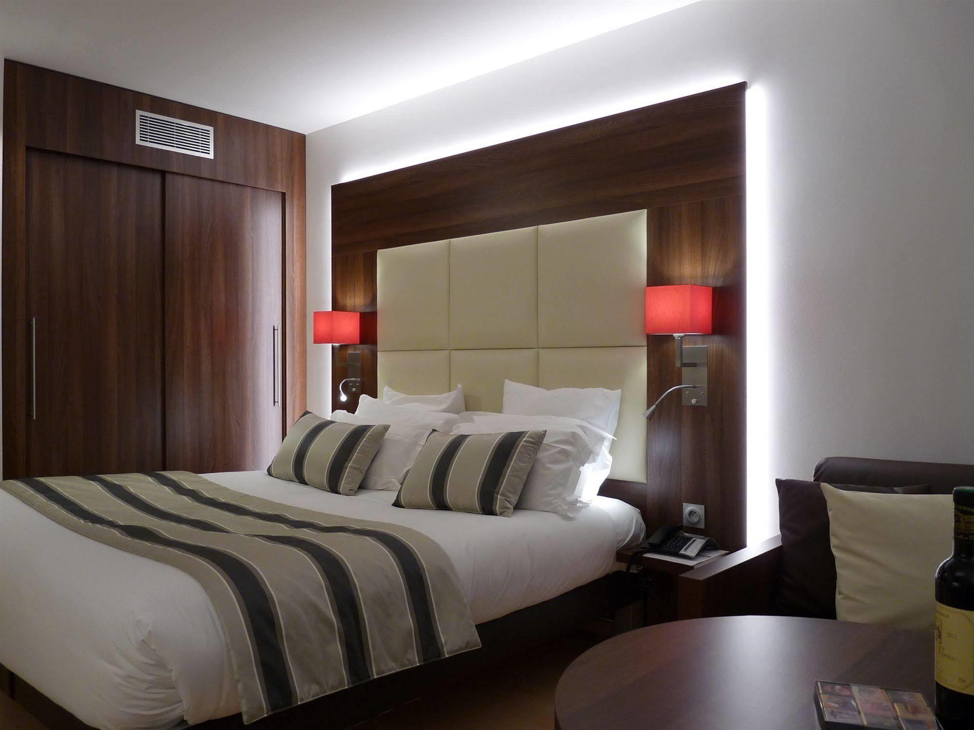 Residhome Paris-Massy Экстерьер фото